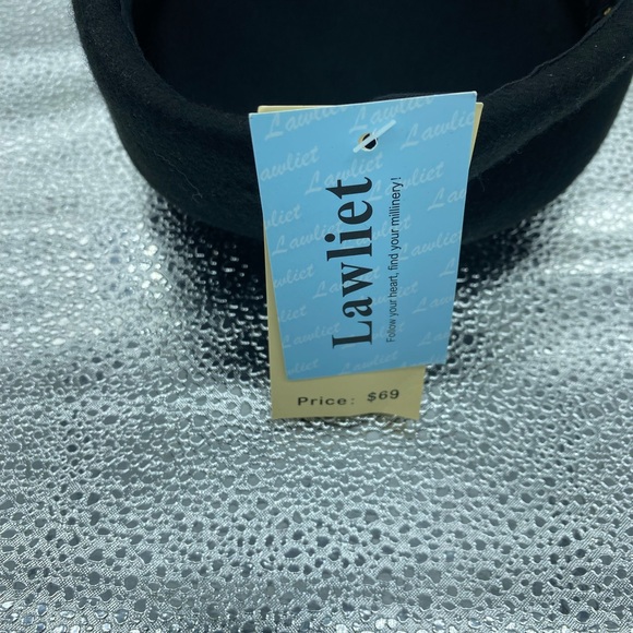 Black wool hat - Picture 2 of 4